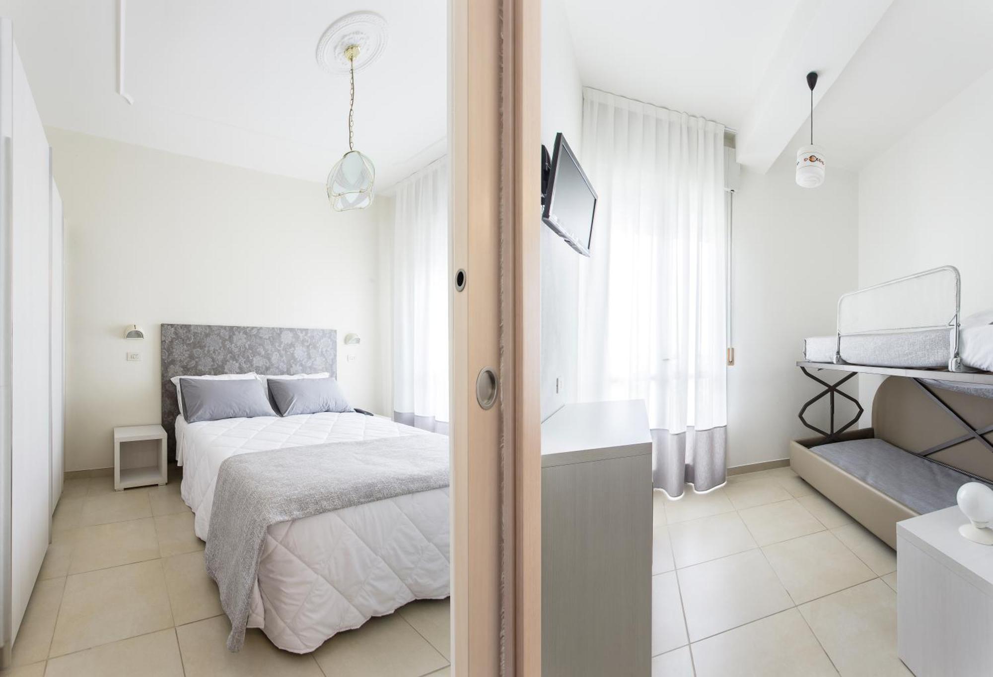 Hotel Caesar Lido Di Savio Ngoại thất bức ảnh