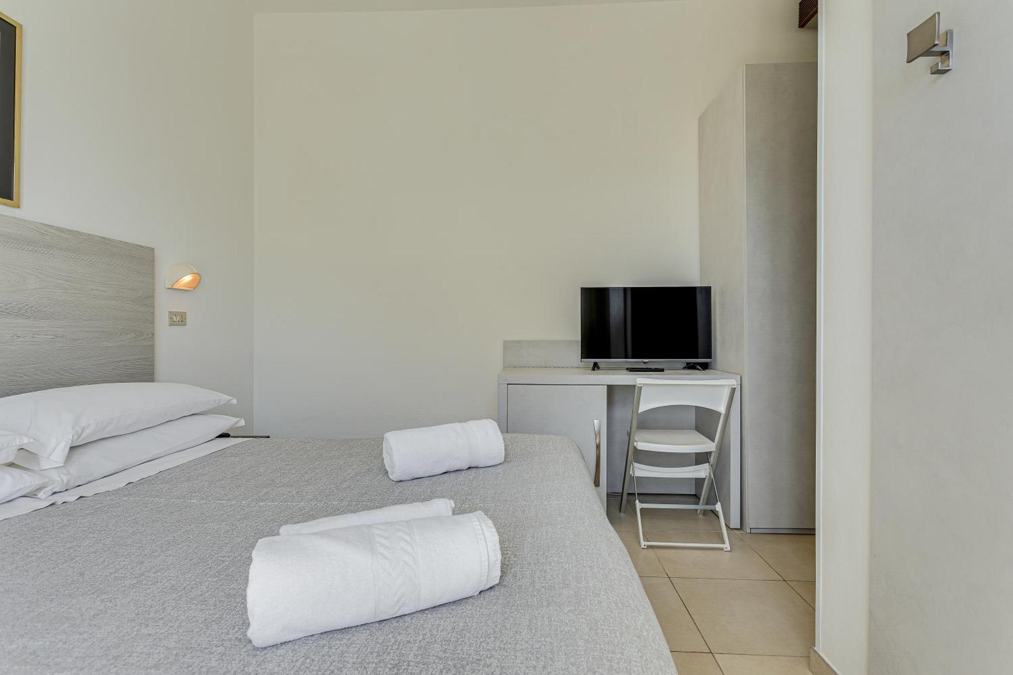 Hotel Caesar Lido Di Savio Ngoại thất bức ảnh