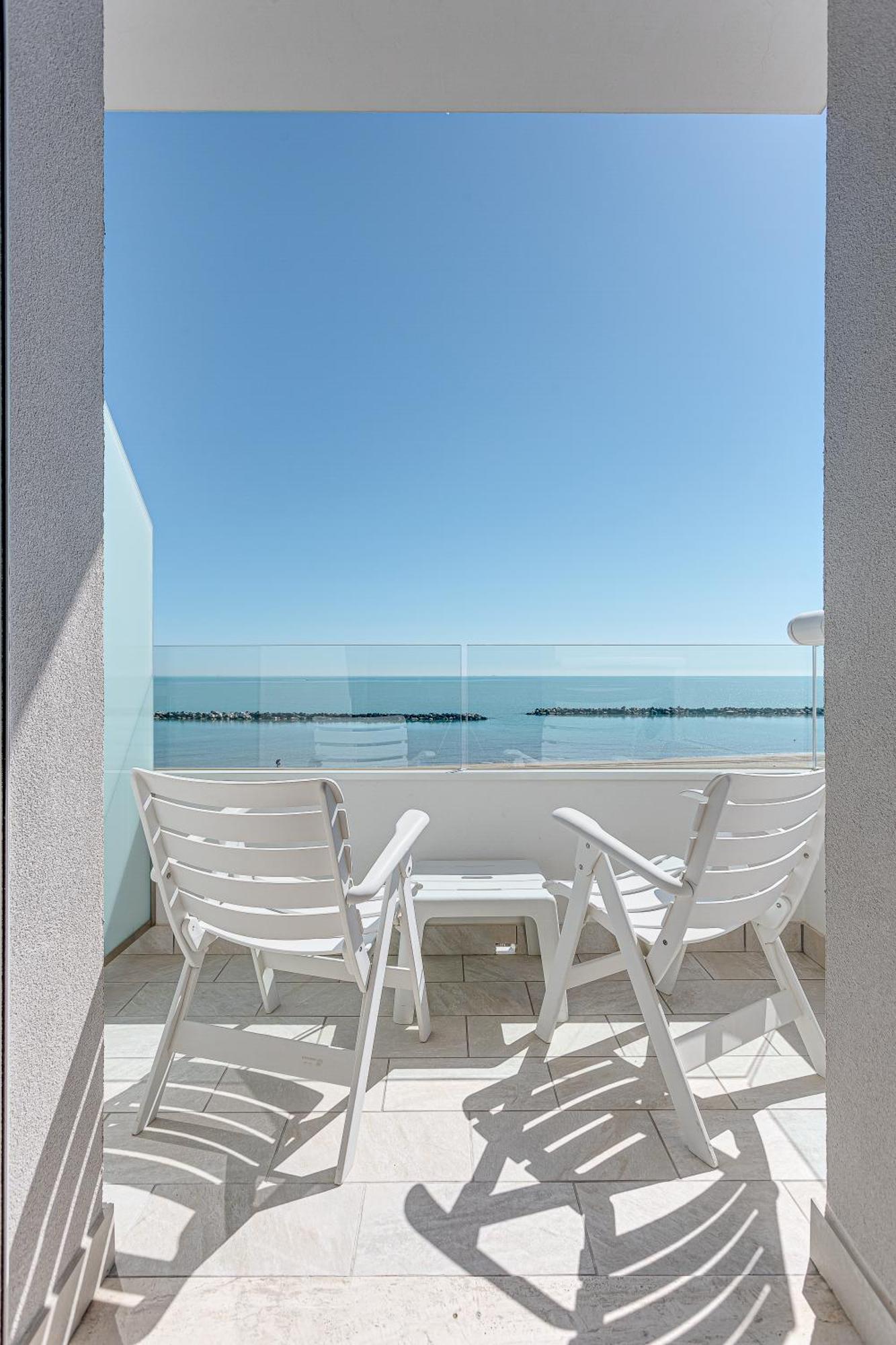 Hotel Caesar Lido Di Savio Ngoại thất bức ảnh