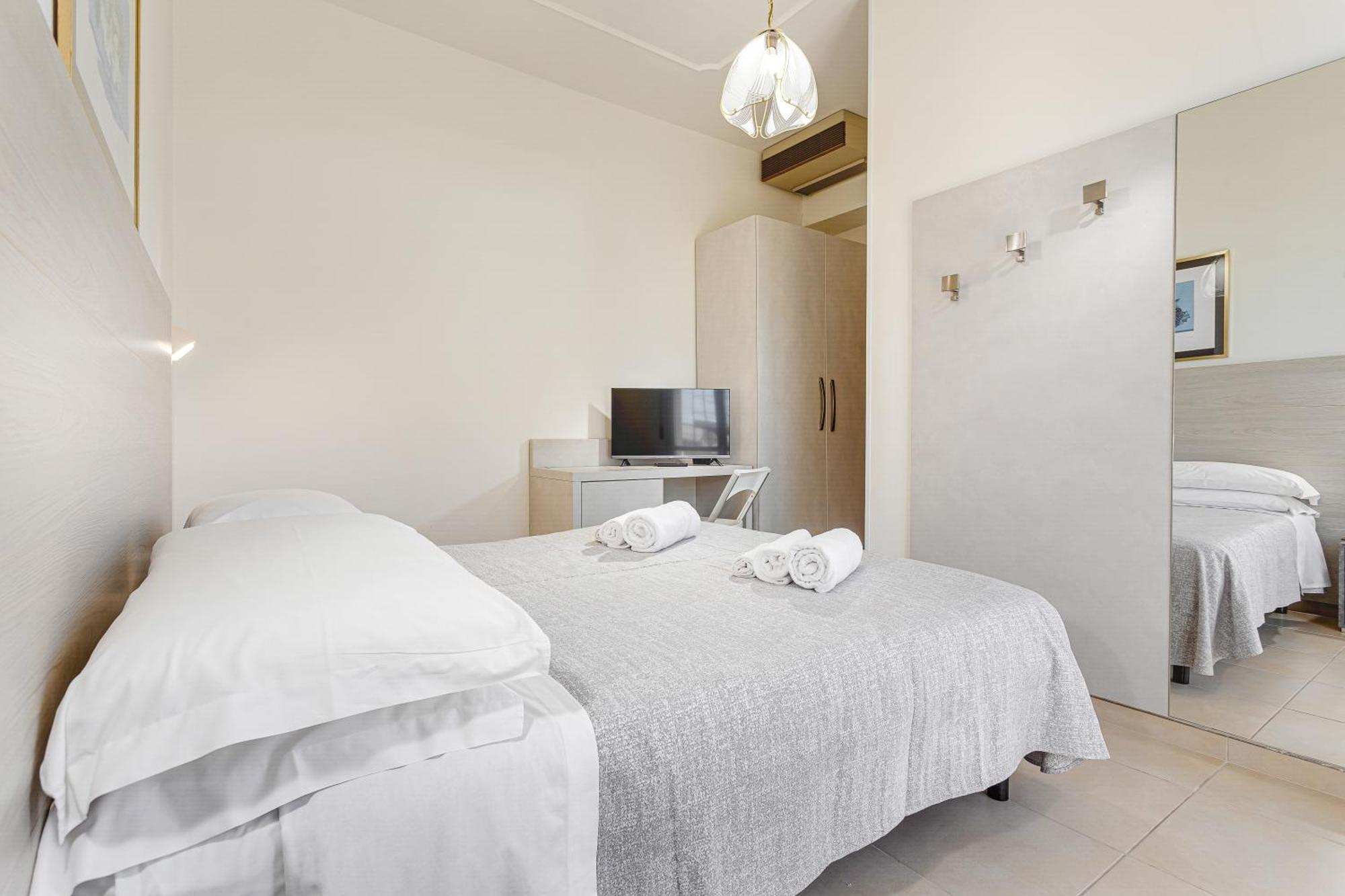 Hotel Caesar Lido Di Savio Ngoại thất bức ảnh
