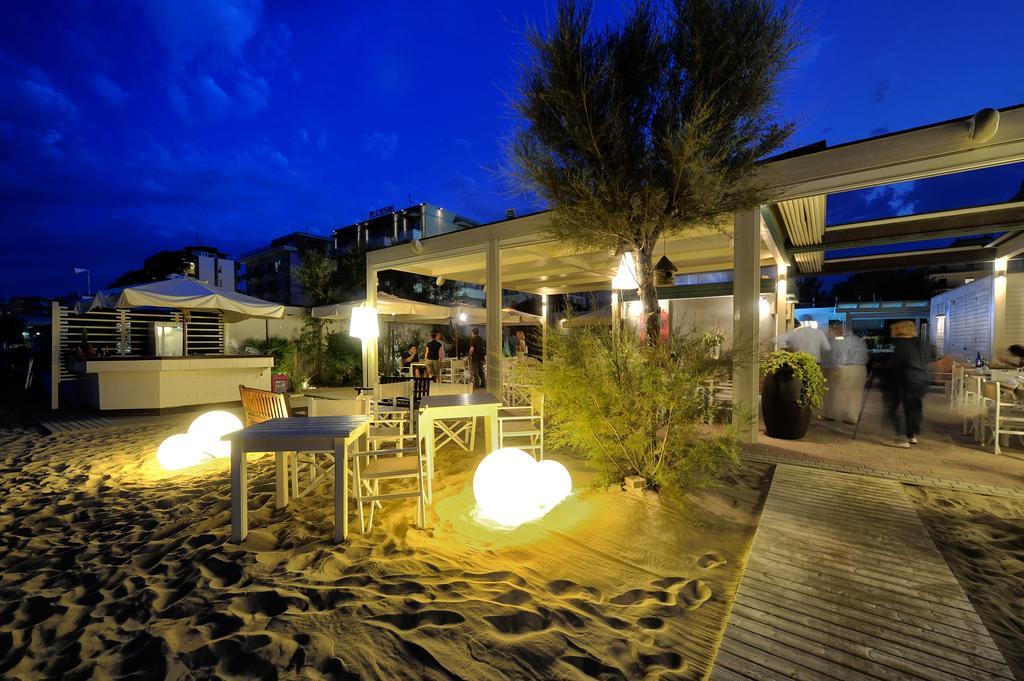 Hotel Caesar Lido Di Savio Ngoại thất bức ảnh
